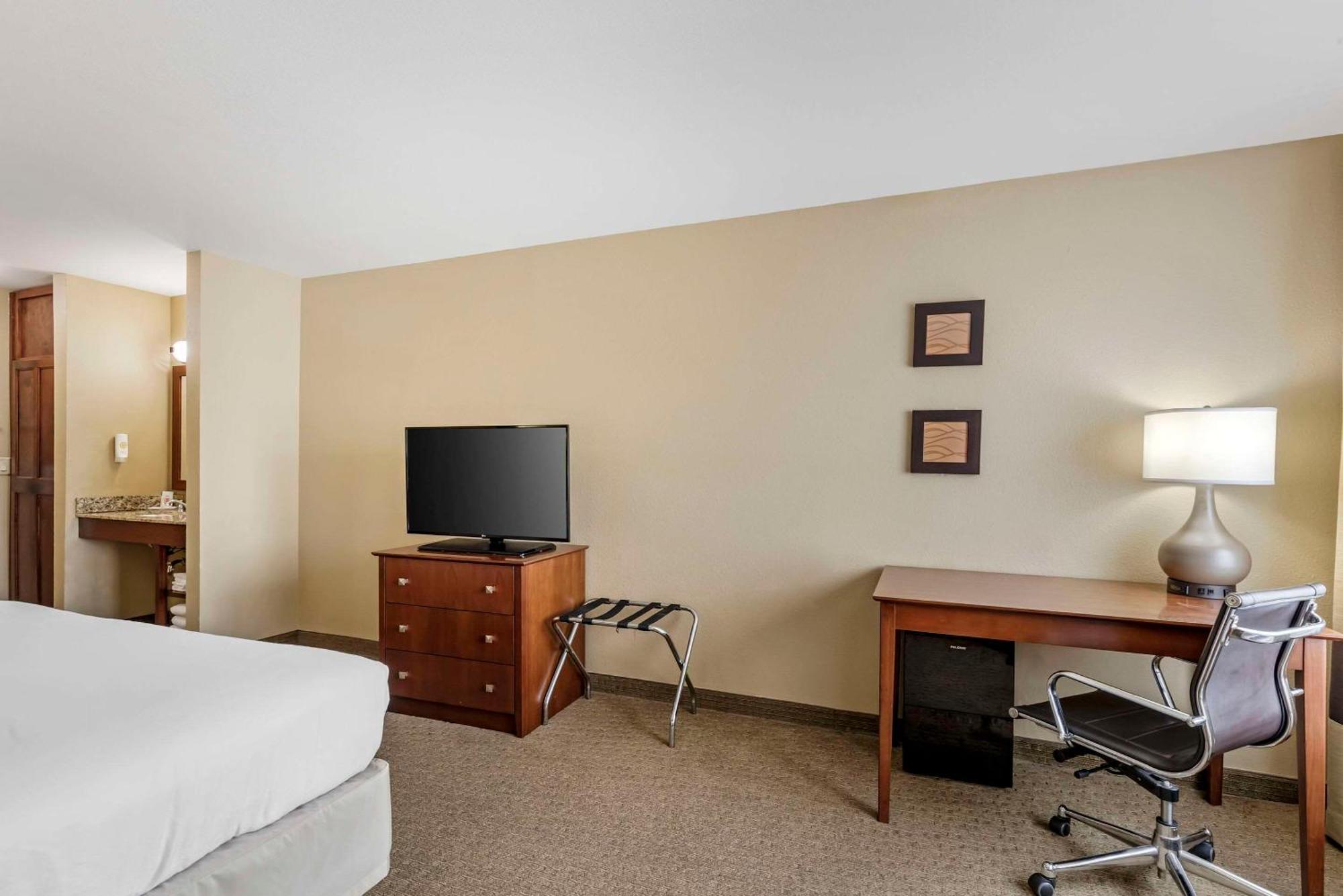 Comfort Inn & Suites East Moline Exterior foto