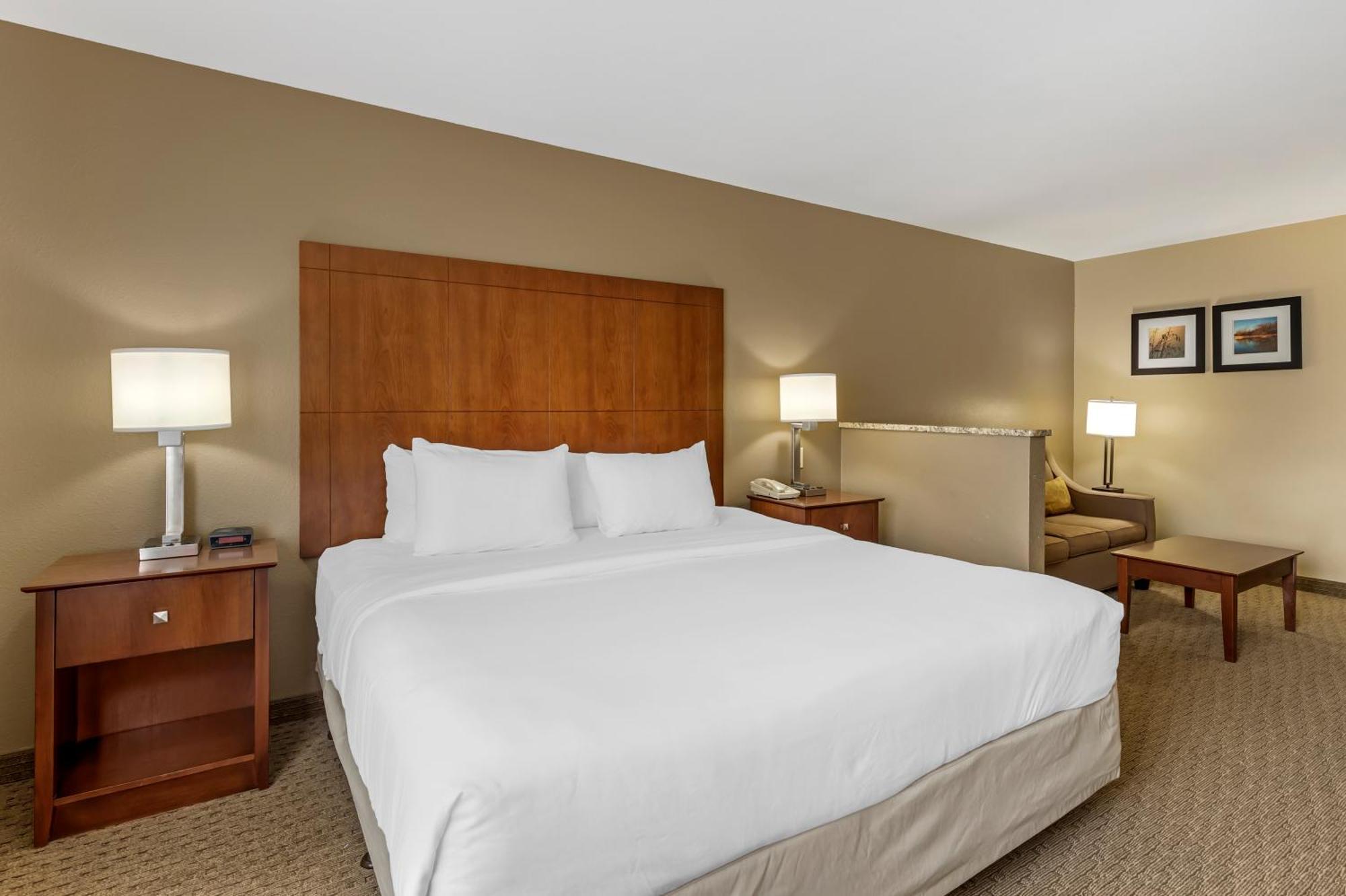 Comfort Inn & Suites East Moline Exterior foto